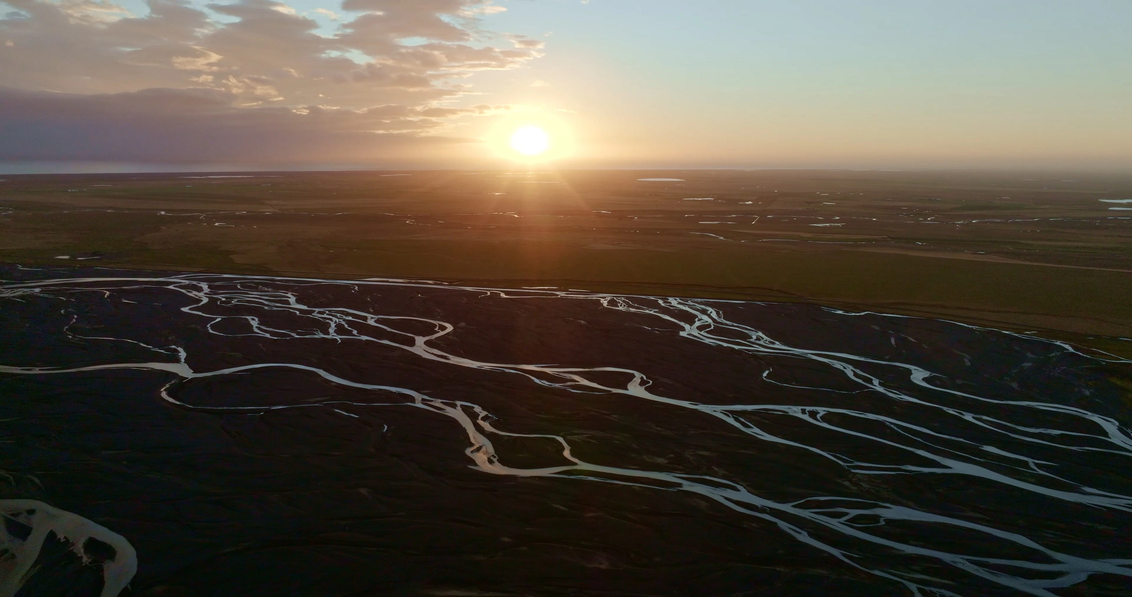 Discover rivers-of-iceland, a story-driven footage | Artlist