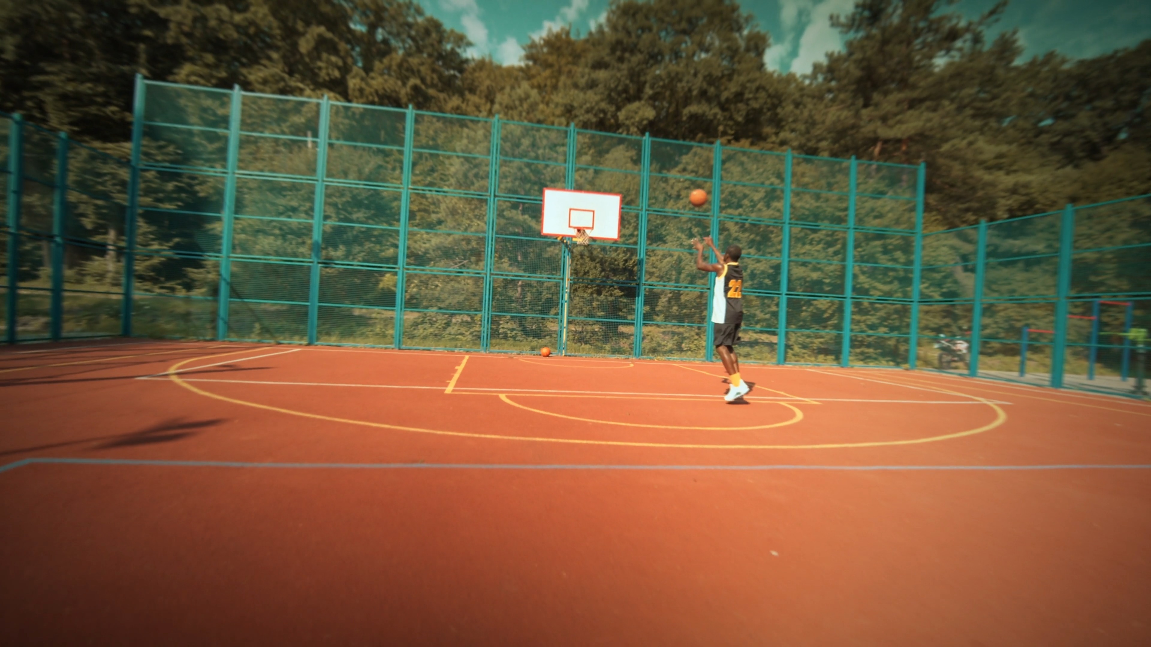 Discover basketball-fpv, a story-driven footage | Artlist